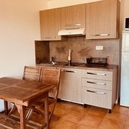 Punta Di Mare Aparthotel Linguizzetta Kültér fotó