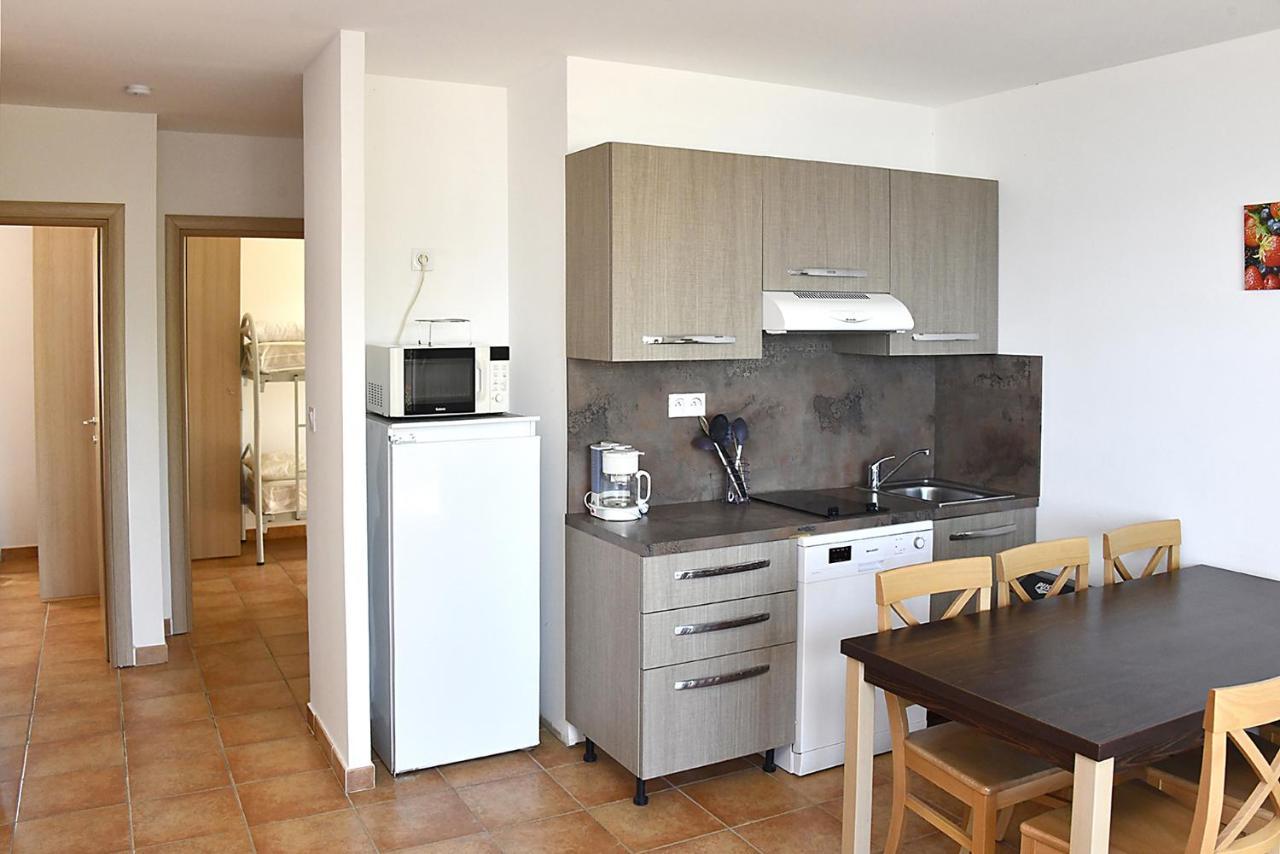 Punta Di Mare Aparthotel Linguizzetta Kültér fotó